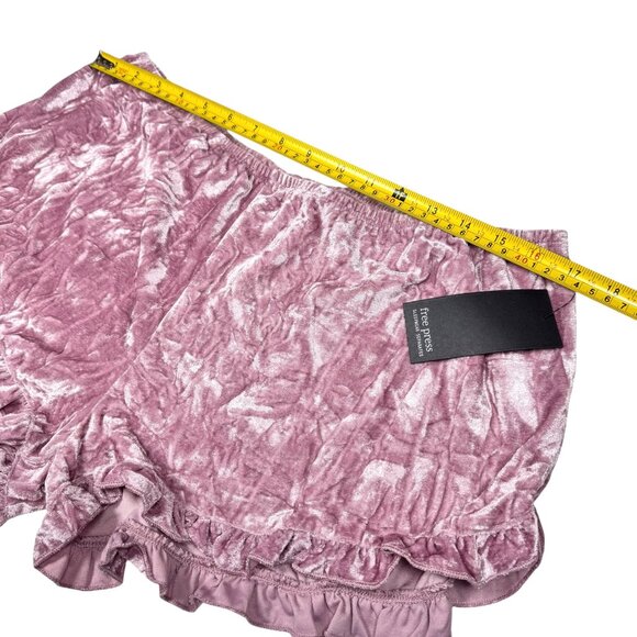 NWT Velvet Pajama Set Sz.XL Pink Top Shorts Lounge Sleepwear Ruffle Feminine - Picture 9 of 12